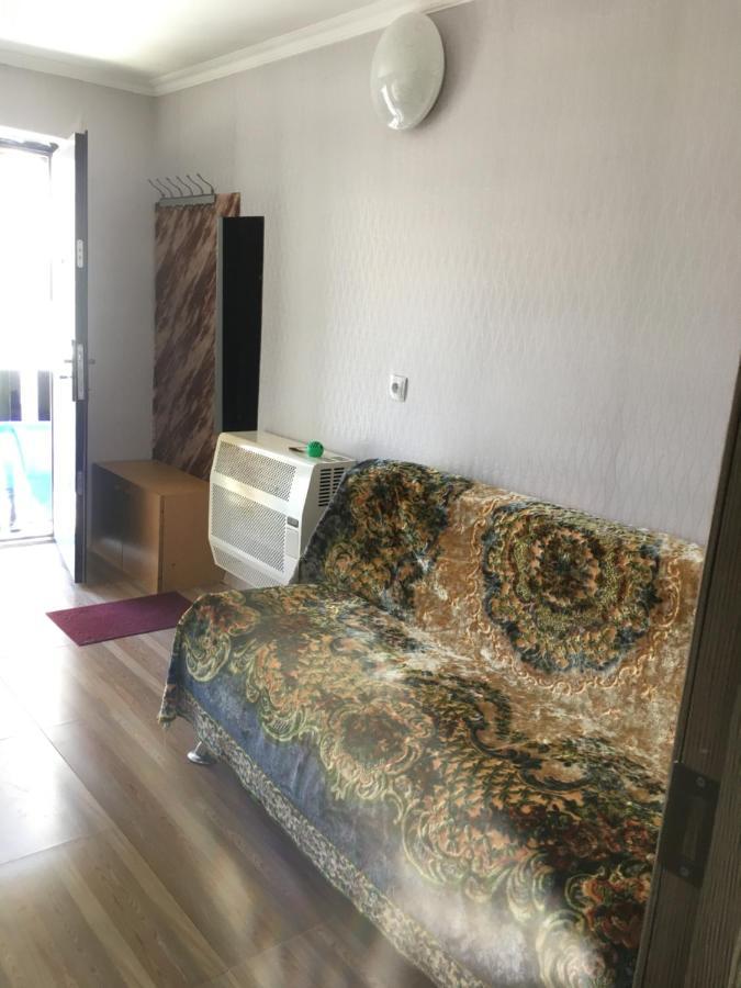 Lux-2-Or-1- Persons Irodion Evdoshvili Street #15 Kutaissi Exterior foto